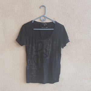Make Offer! Black Short Sleeve Tee with Distressed Graphic